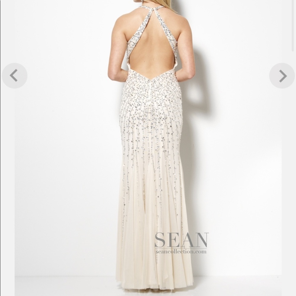 Sean Collection Dress - Picture 2 of 12